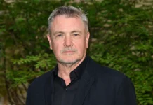 Юрий Мороз стал яркой звездой кино и теплым человеком в словах Дмитрия Певцова и Александры Ребенок yurij moroz stal yarkoj zvezdoj kino i teplym chelovekom v slovah dmitriya pevczova i aleksandry rebenok-todey-ru-0