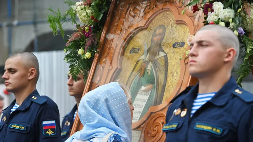 «Илья-пророк два часа уволок»: грозный и любимый святой. Что будет, если купаться 2 августа?