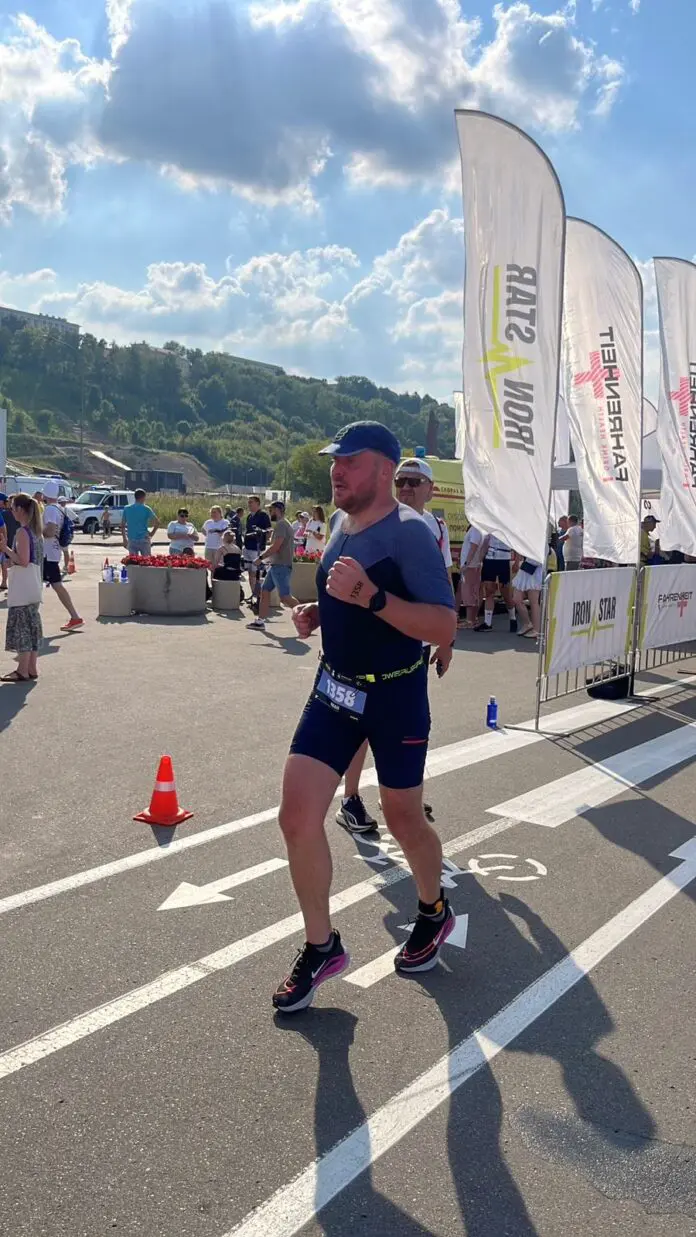 Иван Шелепов из ЦГКБ № 3 стремится преодолеть границы и заботится о здоровье суставов-0