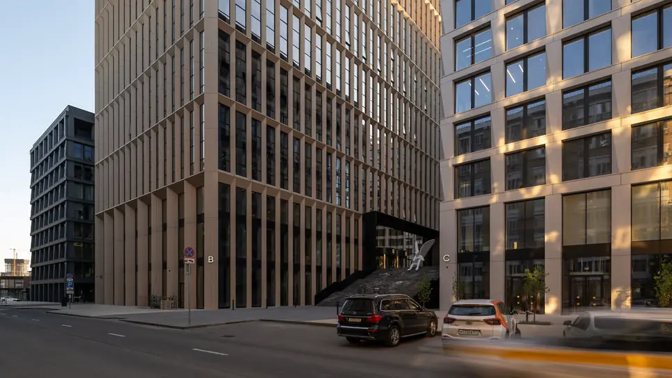 Премиальный квартал STONE Office наполняется успехами Sough Private и OPENCITY-0