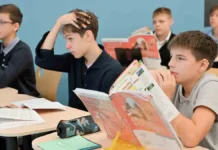 Виктория Боева раскрыла признаки, что школа не подходит вашему ребенку viktoriya boeva raskryla priznaki chto shkola ne podhodit vashemu rebenku-todey-ru-0