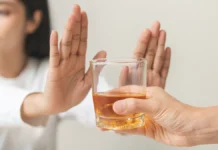 Виталий Милонов и Госдума выступают за поэтапное повышение возраста продажи алкоголя vitalij milonov i gosduma vystupayut za poetapnoe povyshenie vozrasta prodazhi alkogolya-todey-ru-0