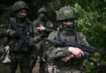 Владимир Путин и Сергей Шойгу комментируют слухи о мобилизации в России vladimir putin i sergej shojgu kommentiruyut sluhi o mobilizaczii v rossii-todey-ru-0