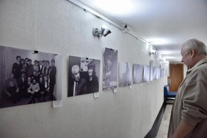 Выставка, премьера и признание талантов Ярополка Лапшина и Владимира Макеранца-0