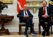 Дональд Трамп объявил о сделке с участниками Эллисоном, Деллом и Мердоком donald tramp obyavil o sdelke s uchastnikami ellisonom dellom i merdokom-todey-ru-0