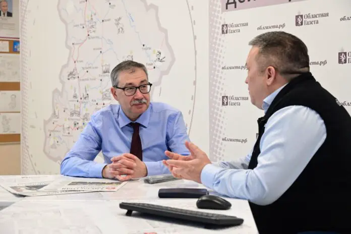 Илья Горфинкель обсуждает явку и губернаторские кампании в Свердловской области-0