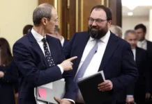 Михаил Мишустин и Дмитрий Григоренко обсуждают перемены в IT-госсекторе России mihail mishustin i dmitrij grigorenko obsuzhdayut peremeny v gossektore rossii-todey-ru-0