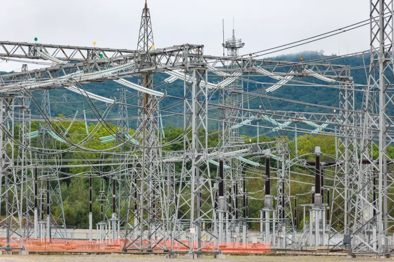 ЛЭП, линия электропередачи, электричество Илья Аверьянов, ИА PrimaMedia