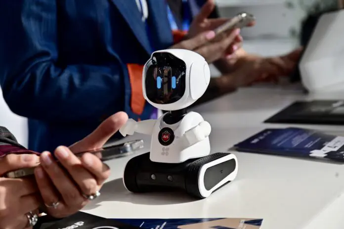 Владимир Путин приглашает в Национальный центр «Россия» создавать позитивное будущее!-0