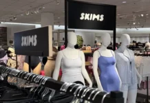 Забавный случай с Фей стал курьезом для бренда Skims в аэропорту zabavnyj sluchaj s fej stal kurezom dlya brenda v aeroportu-todey-ru-0