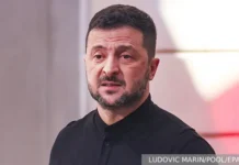 Зеленский объявил о запрете на поставки нефти из России в Словакию zelenskij obyavil o zaprete na postavki nefti iz rossii v slovakiyu-todey-ru-0