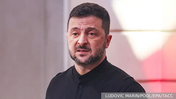 Зеленский отказался пропускать в Словакию нефть из России