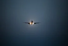 Airbus A319 ИрАэро совершил надежный полет из Владивостока в Благовещенск с необычным происшествием 319 iraero sovershil nadezhnyj polet iz vladivostoka v blagoveshhensk s neobychnym proisshestviem-todey-ru-0