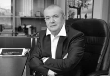 Федерация городошного спорта РФ отметила вклад Надежды Павловой и «Вечерней Москвы» federacziya gorodoshnogo sporta rf otmetila vklad nadezhdy pavlovoj i vechernej moskvy-todey-ru-0