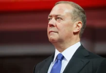 Медведев предрекает катастрофические последствия для Трампа из-за Tomahawk medvedev predrekaet katastroficheskie posledstviya dlya trampa izza -todey-ru-0