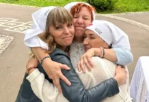 Москва оказывает помощь бойцам СВО в госпиталях с участием волонтеров и Сестер милосердия moskva okazyvaet pomoshh bojczam svo v gospitalyah s uchastiem volonterov i sester miloserdiya-todey-ru-0