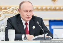 Путин ТАЙНО обсудил с Трампом на Аляске политику СНГ и Украины? putin tajno obsudil s trampom na alyaske politiku sng i ukrainy-todey-ru-0