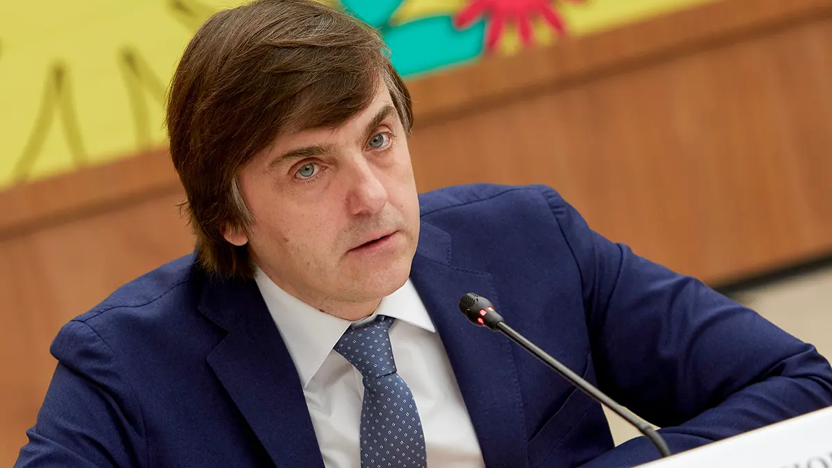 Министр Кравцов посоветовал учителям не рассчитывать на премии за успехи учеников