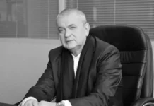 Виталий Сучков и Сергей Собянин почтили память известного редактора медиахолдинга vitalij suchkov i sergej sobyanin pochtili pamyat izvestnogo redaktora mediaholdinga-todey-ru-0