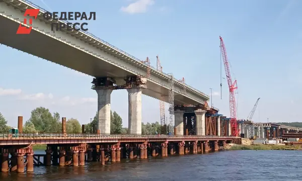 Владимир Путин и Руслан Кухарук торжественно открыли мост Звезда Оби в Сургуте-0