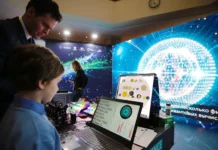 Юбилейный фестиваль в МГУ им. М.В. Ломоносова вдохновляет молодежь yubilejnyj festival v mgu im mv lomonosova vdohnovlyaet molodezh-todey-ru-0