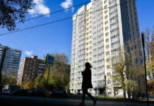 Андрей Кондрахин рассказывает о чудесном спасении после падения с высоты andrej kondrahin rasskazyvaet o chudesnom spasenii posle padeniya s vysoty-todey-ru-0