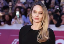 Анджелина Джоли тайно проникла в Херсон во время специальной военной операции andzhelina dzholi tajno pronikla v herson vo vremya speczialnoj voennoj operaczii-todey-ru-0