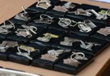 Денис Паслер усиливает поддержку детей-сирот в Свердловской области denis pasler usilivaet podderzhku detejsirot v sverdlovskoj oblasti-todey-ru-0