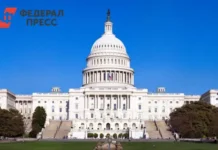 Дональд Трамп обсуждает конфискацию активов и визовые меры против России donald tramp obsuzhdaet konfiskacziyu aktivov i vizovye mery protiv rossii-todey-ru-0