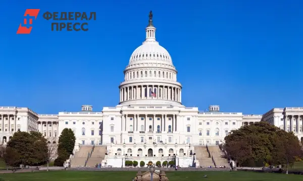 Дональд Трамп обсуждает конфискацию активов и визовые меры против России-0