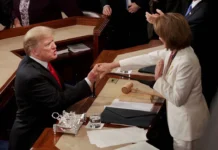 Дональд Трамп высоко оценил решение Нэнси Пелоси завершить карьеру в Конгрессе donald tramp vysoko oczenil reshenie nensi pelosi zavershit kareru v kongresse-todey-ru-0