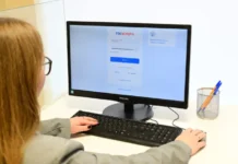 Единая база данных жилфонда ГИС ЖКХ стартует в 2026 при участии Ирек Файзуллин и ДОМ.РФ edinaya baza dannyh zhilfonda gis zhkh startuet v 2026 pri uchastii irek fajzullin i domrf-todey-ru-0