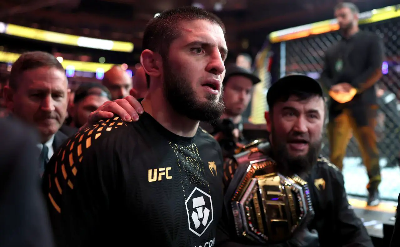 Ислам Махачев (Ishika Samant / Getty Images)