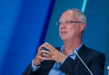 Кирилл Дмитриев высказал надежду на изменения в BBC после ухода Тим Дэйви и Деборы Тернесс kirill dmitriev vyskazal nadezhdu na izmeneniya v posle uhoda tim dejvi i debory terness-todey-ru-0