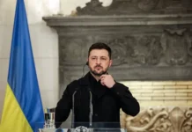 Коррупционный скандал и мобилизация ВСУ создают давление на Владимира Зеленского korrupczionnyj skandal i mobilizacziya vsu sozdayut davlenie na vladimira zelenskogo-todey-ru-0