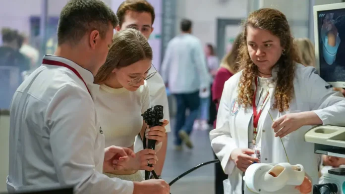 nedelya nauki briks nachinaetsya v moskve natalya sergunina priglashaet v park zaryade-todey-ru-0