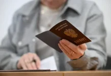 Россия и Владимир Путин упрощают получение паспортов через МВД в Абхазии и Южной Осетии rossiya i vladimir putin uproshhayut poluchenie pasportov cherez mvd v abhazii i yuzhnoj osetii-todey-ru-0