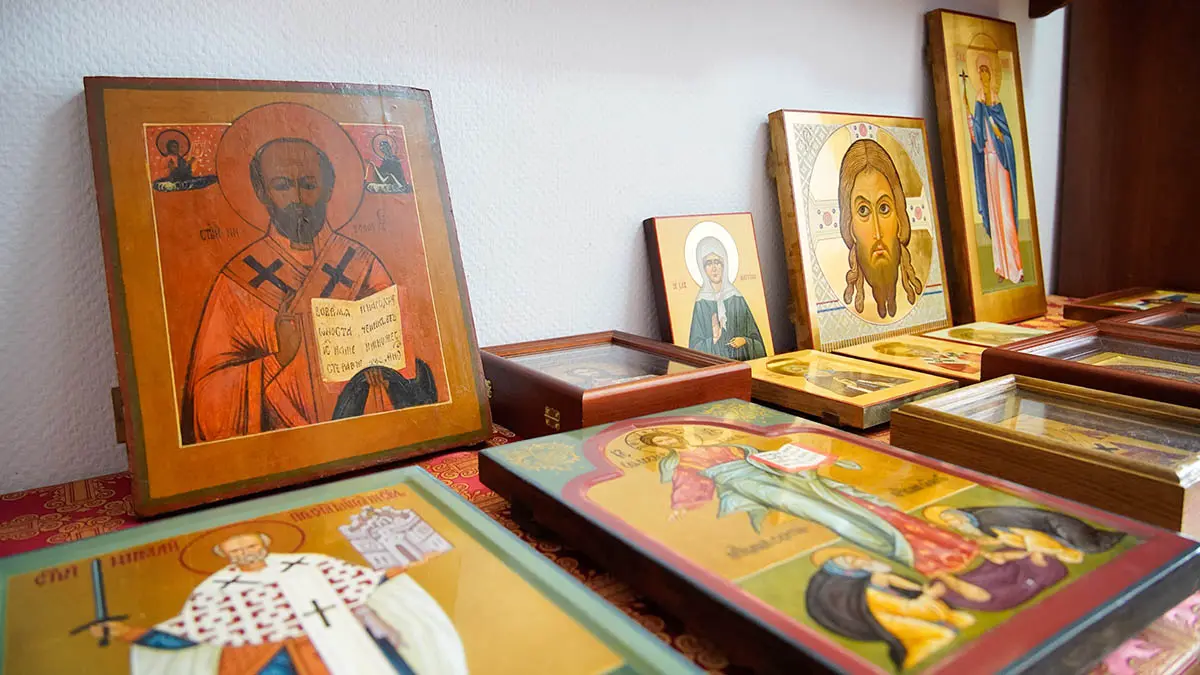 Что делать со старыми иконами?