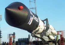 Великое наследие ракеты Протон-М от ГКНПЦ имени Хруничева с Байконура velikoe nasledie rakety protonm ot gknpcz imeni hrunicheva s bajkonura-todey-ru-0