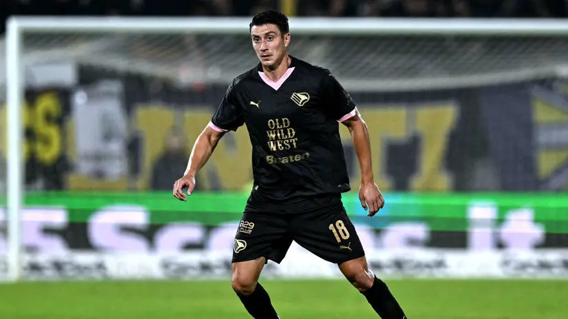 Дзюба назвал абсурдным удаление Неделчару в матче с «Зенитом» в РПЛ