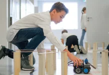 Департамент образования Москвы собрал школьников на олимпиаду по робототехнике и дронам departament obrazovaniya moskvy sobral shkolnikov na olimpiadu po robototehnike i dronam-todey-ru-0