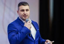 Эдуард Шонов из программы «Время героев» стал замом в Федеральном центре беспилотных авиационных систем eduard shonov iz programmy vremya geroev stal zamom v federalnom czentre bespilotnyh aviaczionnyh sistem-todey-ru-0