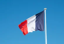 Франция Макрона против экспроприации российских активов в частных банках francziya makrona protiv ekspropriaczii rossijskih aktivov v chastnyh bankah-todey-ru-0