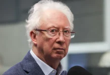 Олег Вьюгин делится мнением экспертов Банка России и ВТБ о перспективах рубля oleg vyugin delitsya mneniem ekspertov banka rossii i vtb o perspektivah rublya-todey-ru-0