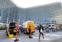 olenchenko preduprezhdaet o riske raspada evrokomissii izza skandala s mogerini-todey-ru-0