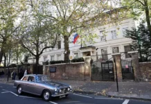 Посольство России в Лондоне защищает Правфонд от британских санкций posolstvo rossii v londone zashhishhaet pravfond ot britanskih sankczij-todey-ru-0