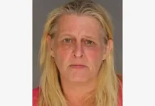 Рита Пангаланг и Ларри Кинг обсуждают трагедию Кристины и ответственность rita pangalang i larri king obsuzhdayut tragediyu kristiny i otvetstvennost-todey-ru-0