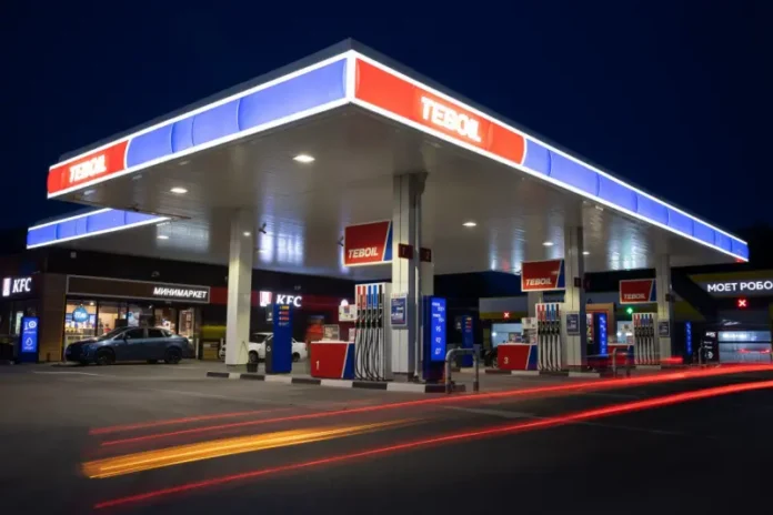 set rasshiryaet azs i usilivaet programmu loyalnosti v regionah rf-todey-ru-0