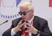 Владимир Путин и бизнес обсудили стабилизацию рубля с РСПП vladimir putin i biznes obsudili stabilizacziyu rublya s rspp-todey-ru-0