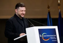 Владимир Зеленский и США ведут напряжённые переговоры о будущем Украины vladimir zelenskij i ssha vedut napryazhyonnye peregovory o budushhem ukrainy-todey-ru-0